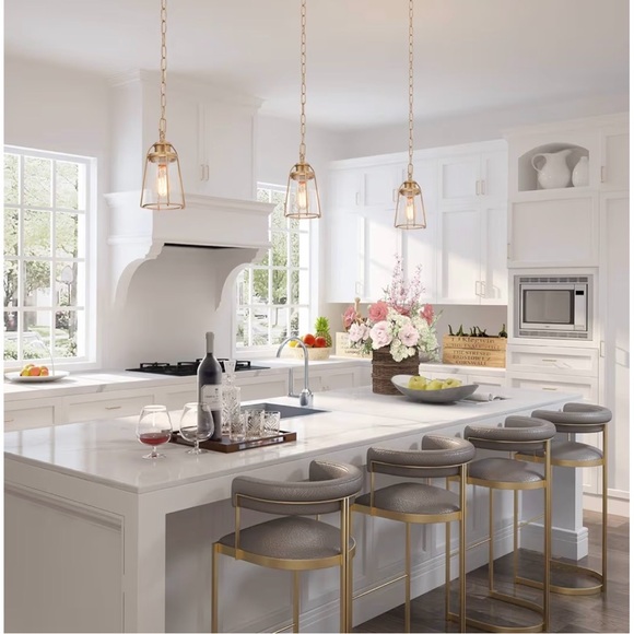 New Elegant Gold Pendant Light Fixture - Picture 6 of 9